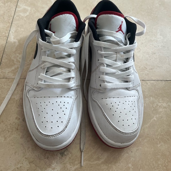 Jordan’s - Picture 2 of 2